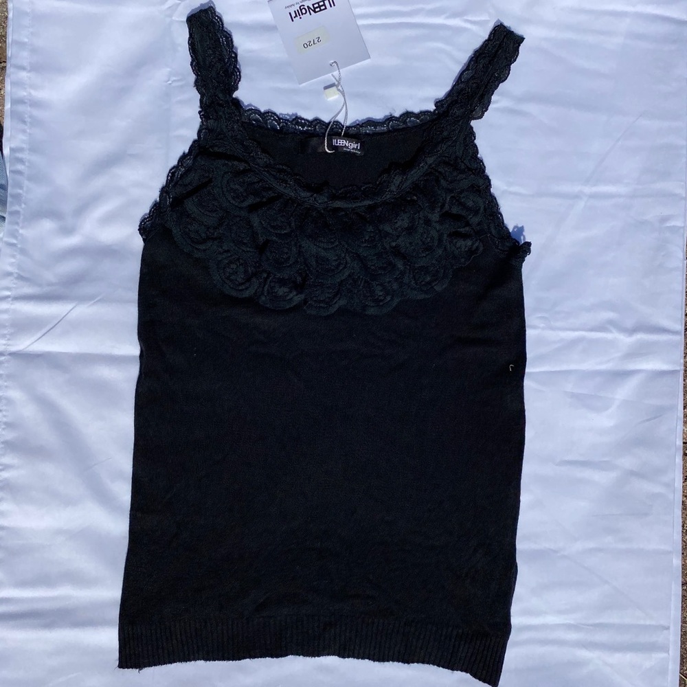 ILEENgirl black tank top